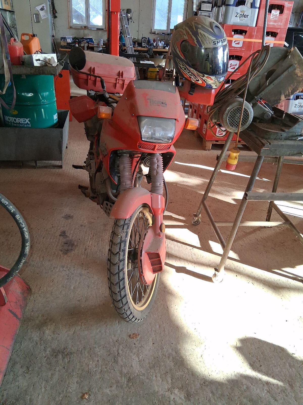 Motorrad Honda Dominator NX 500 3