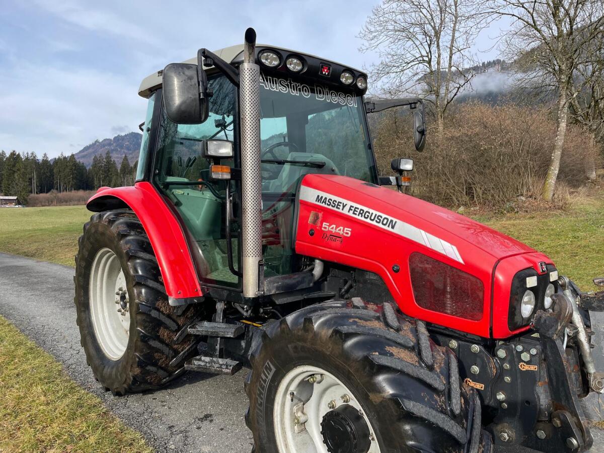 Massey Ferguson 5445 Dyna-4 3