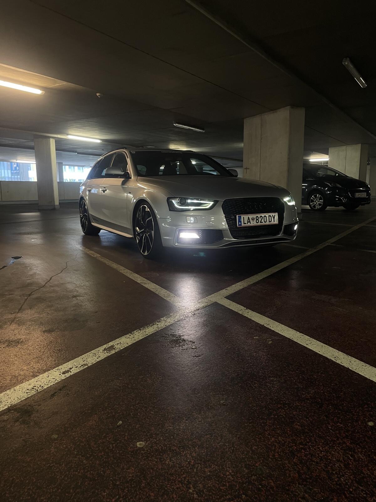 Audi A4 2.0 TDI Quattro B8 Facelift 3