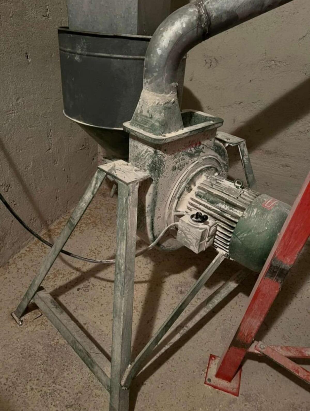 Körnergebläse, Getreidemühle 1