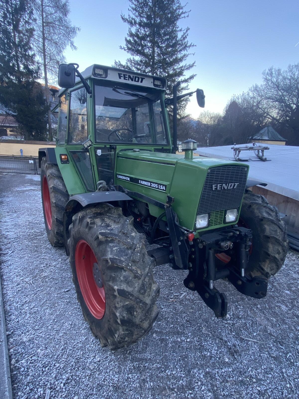 Fendt Farmer 305 LSA Turbomatik 2