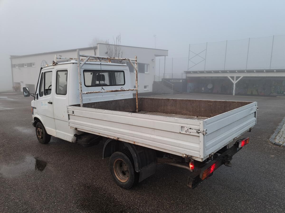 Mercedes 410 DOKA Pritsche 3