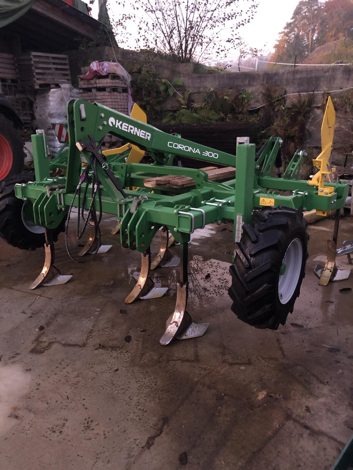 Kerner Corona C300 1