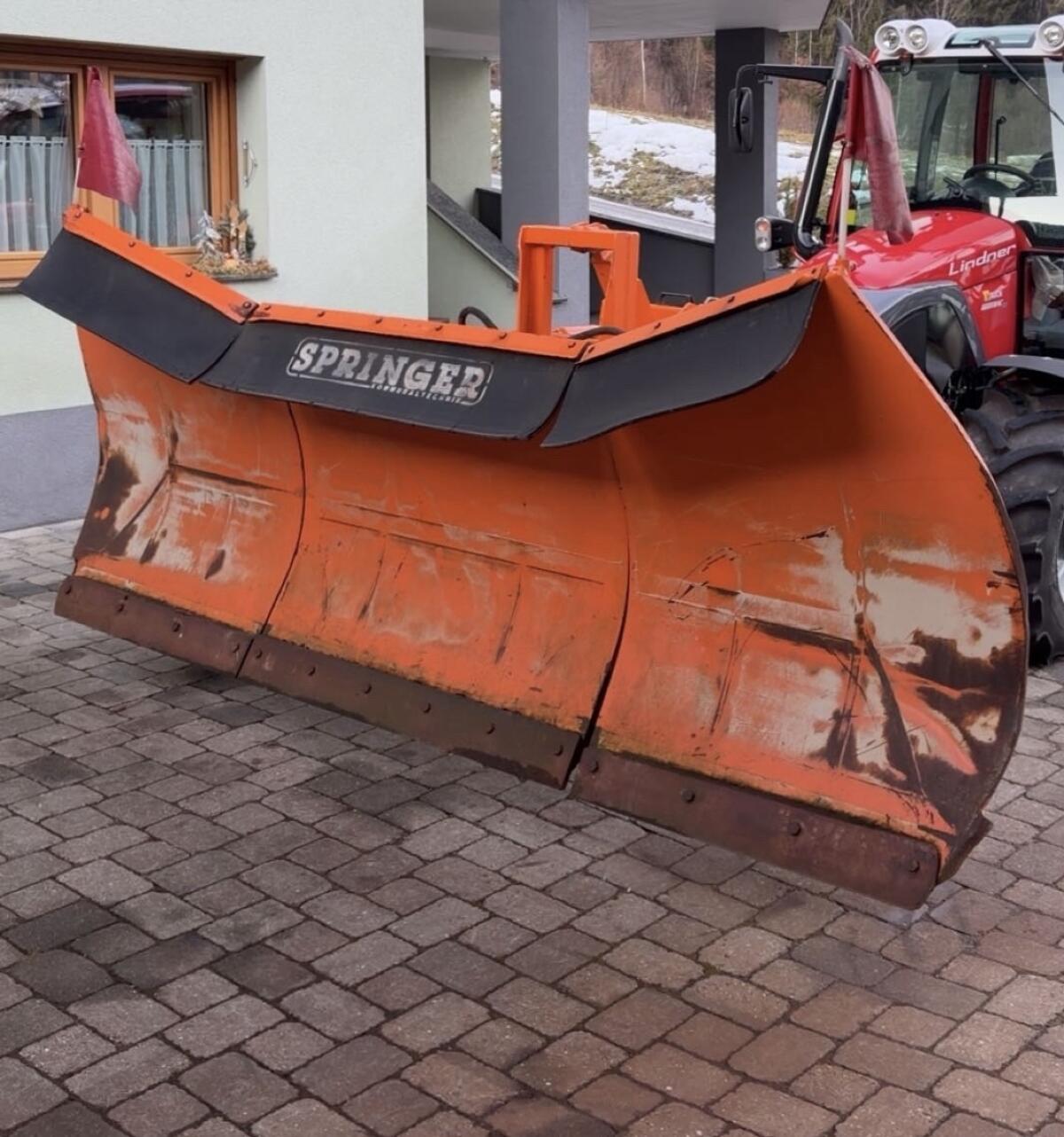 Schneepflug Springer 2