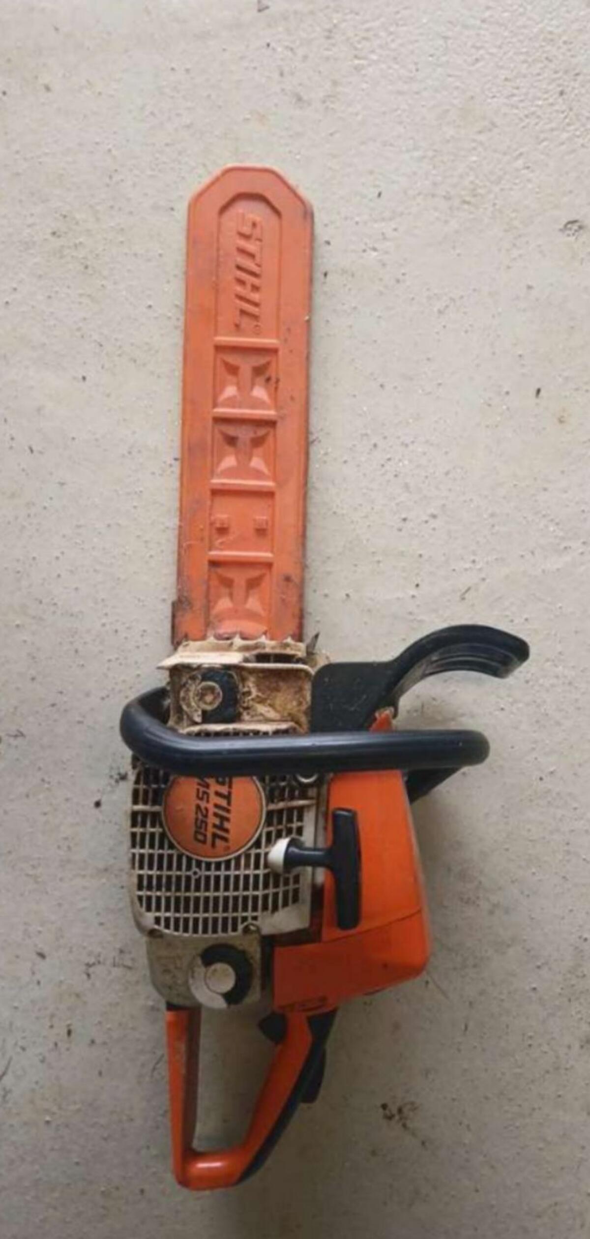 Stihl MS 250 Motorsäge 1