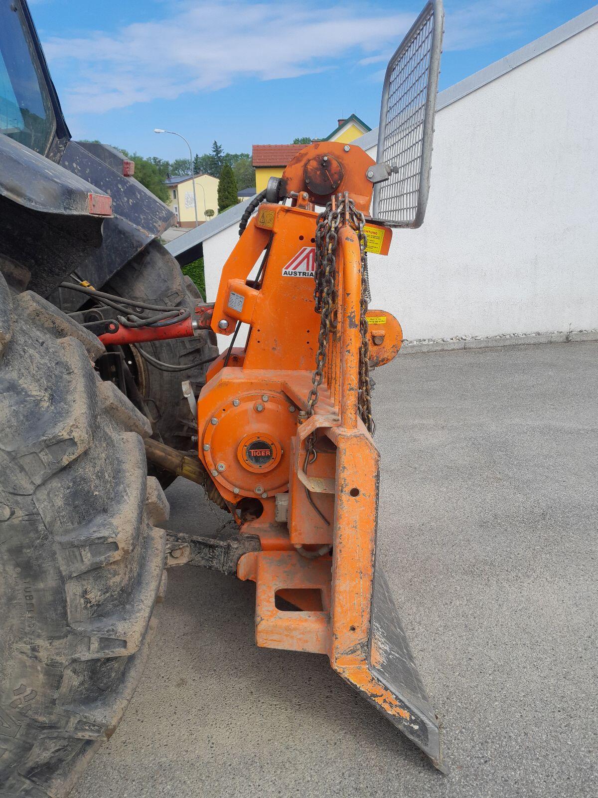 Verkaufe 8 t Tiger Seilwinde mit Hafo Hilfswinde 2