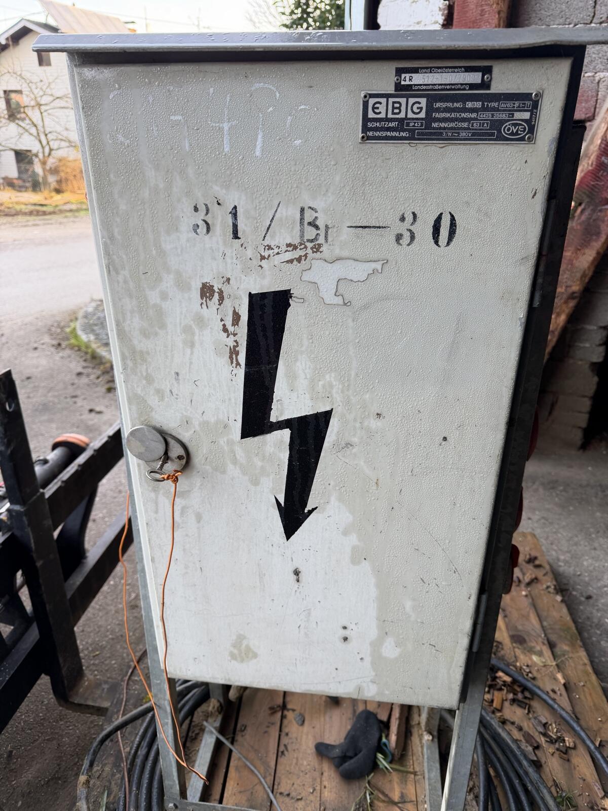 Verkaufe Baustellenverteiler 1