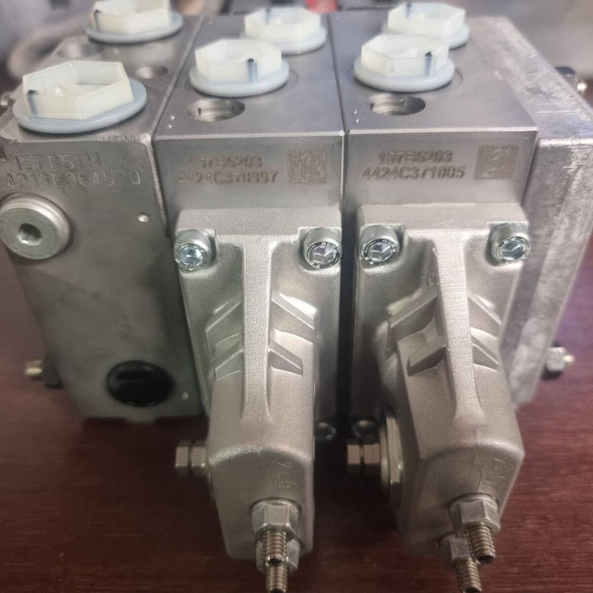 Danfoss PVG 32 NEU 2