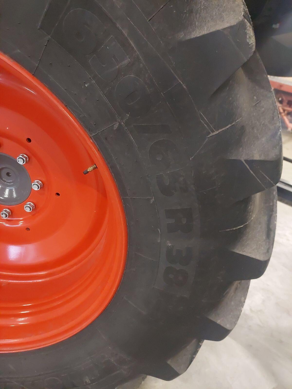 Räder Reifen Komplettradsatz Fendt 3