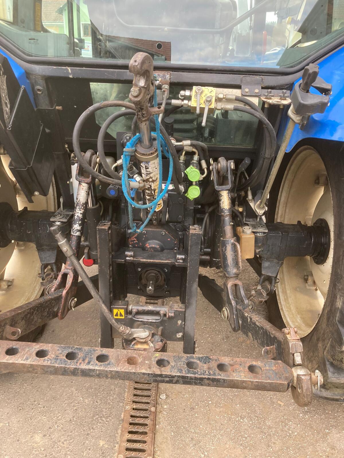 New Holland TL 70 A 2