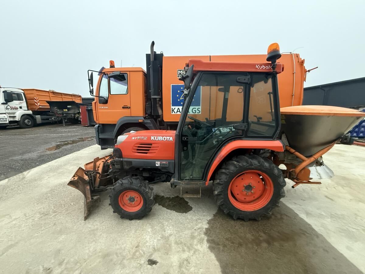 Kubota STV 32 2
