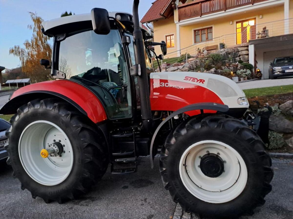 Steyr Profi 4130 Komfort 1
