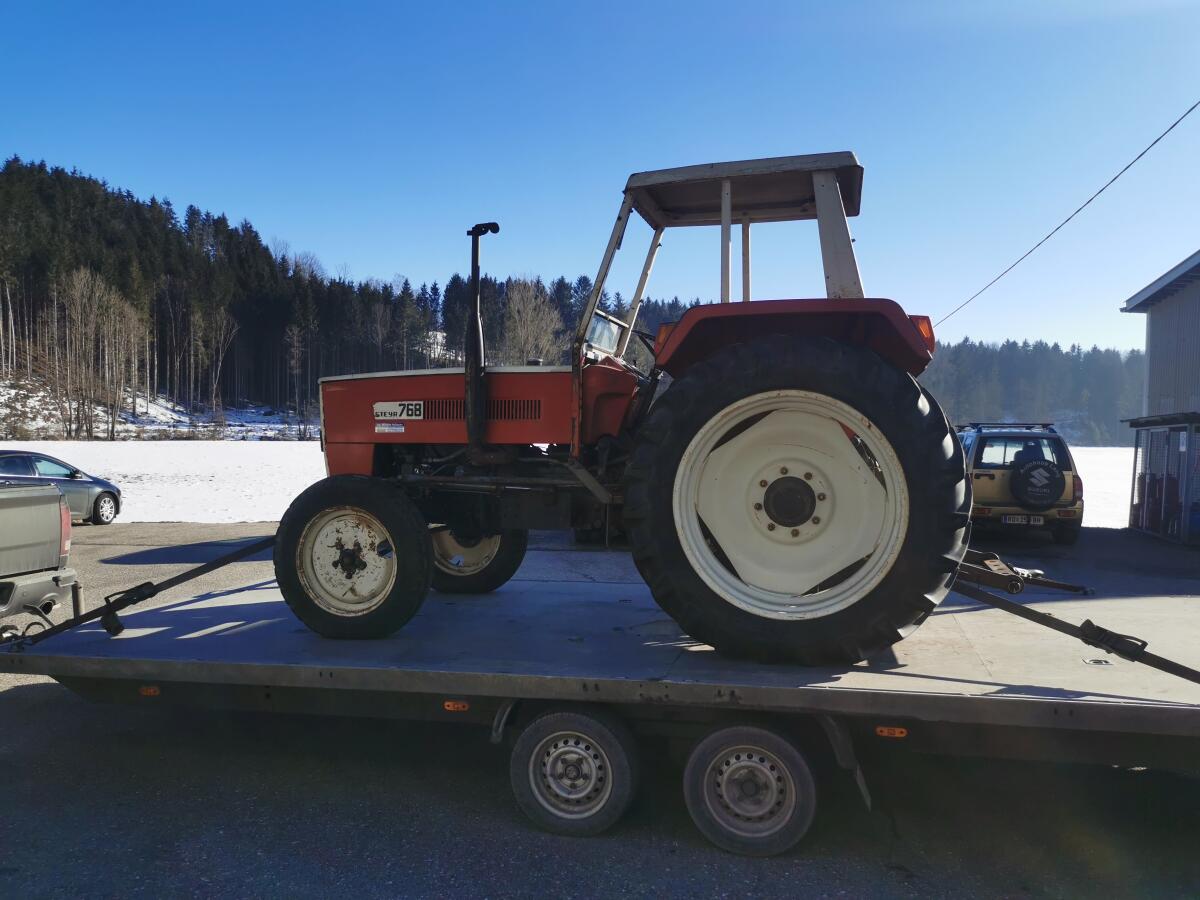 Land-, u. Baumaschinen Transporte bis 3 t. 2