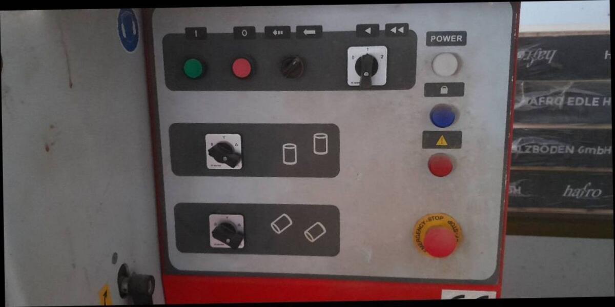 Vierseitenhobelmaschine 3