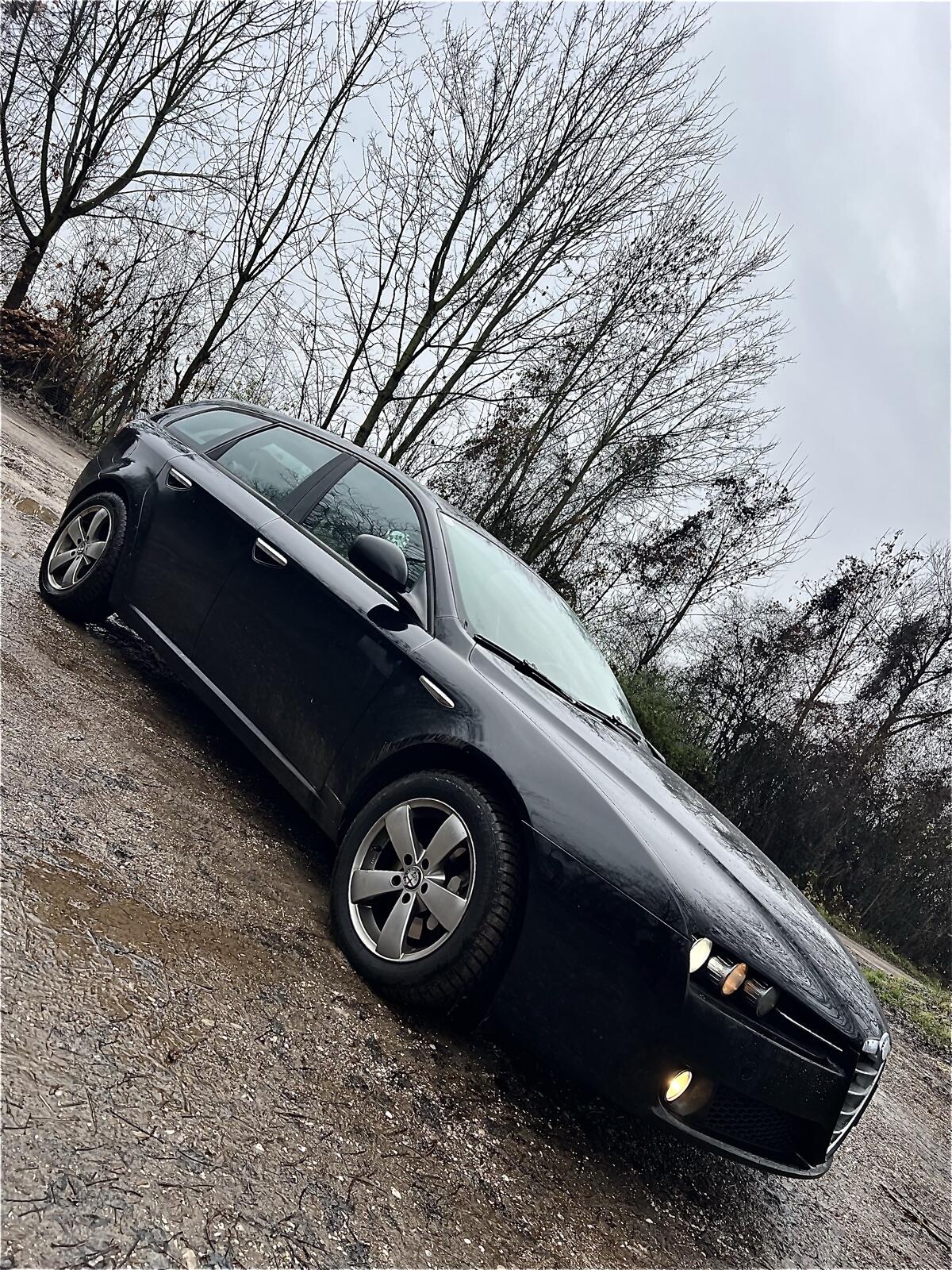 Alfa Romeo 159 Sportwagon 1.9 Diesel mit Pickerl 3