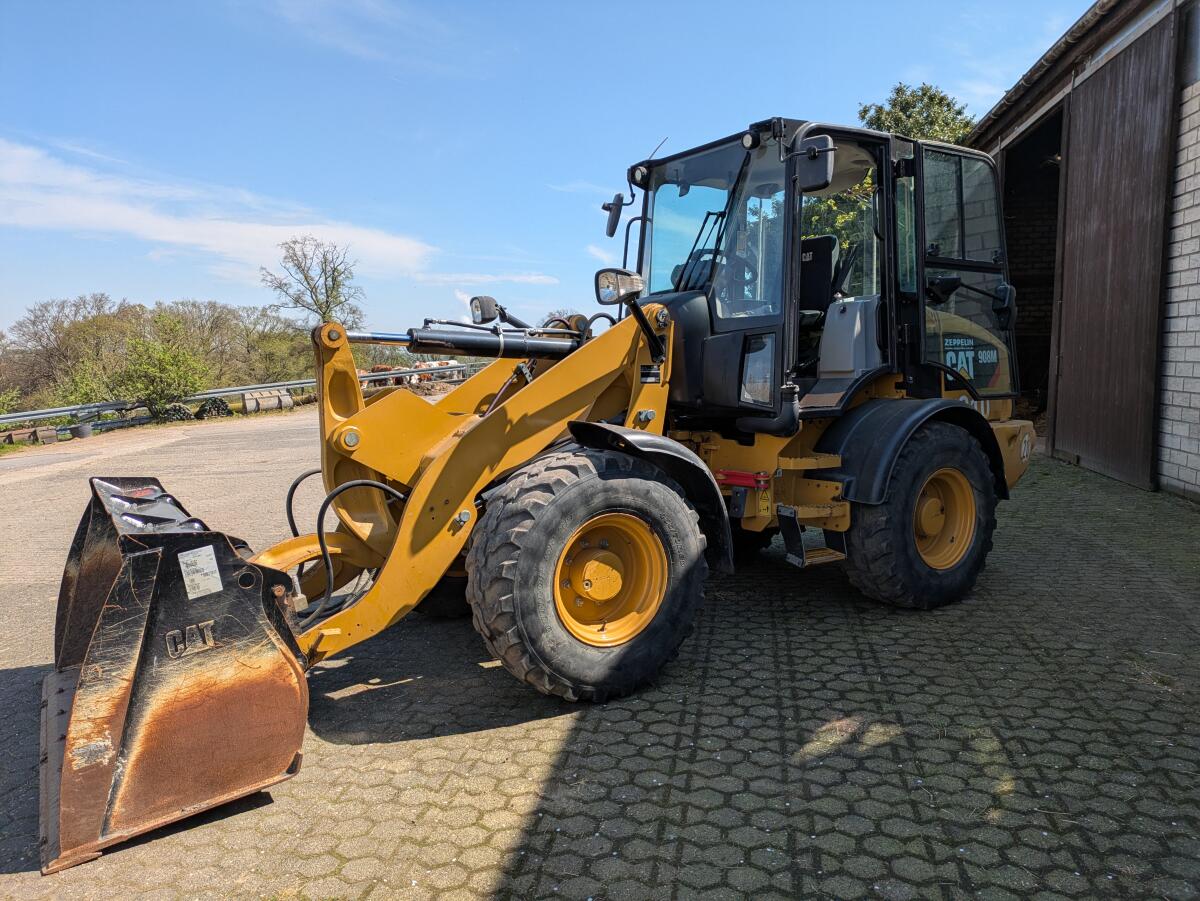 Cat 908M Radlader 3