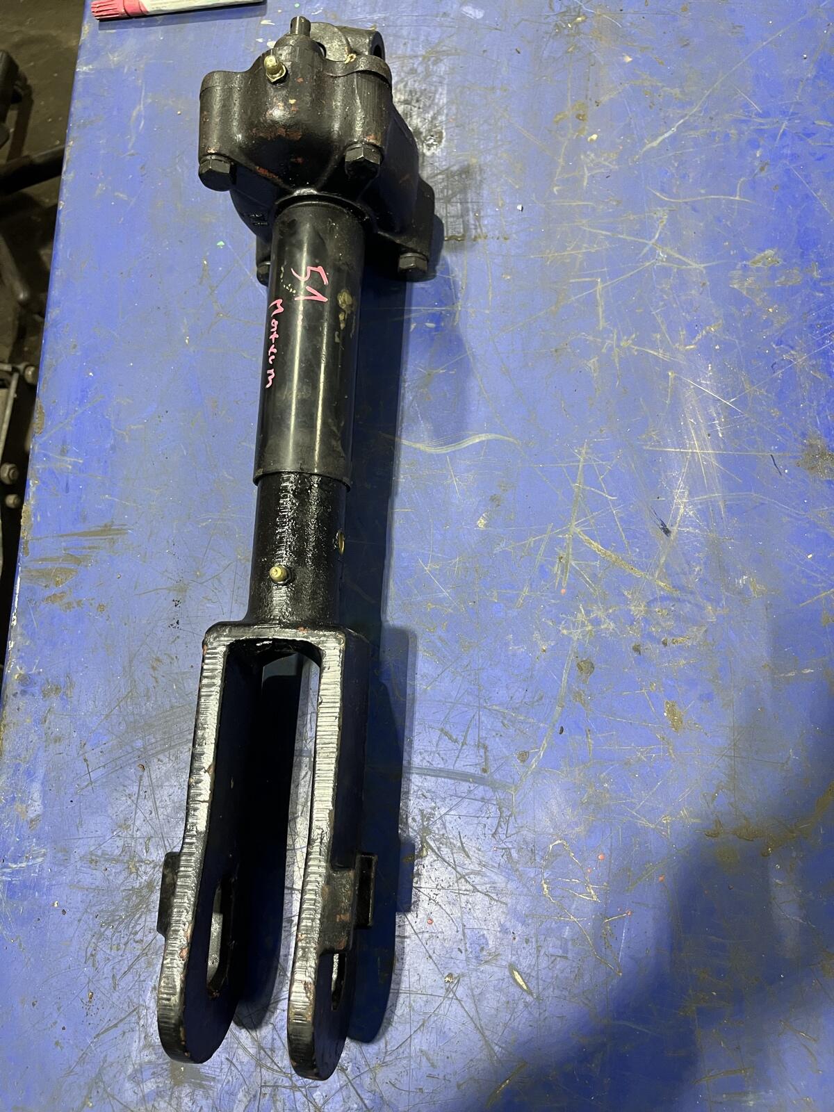 Hubstrebe Case Maxxum 3