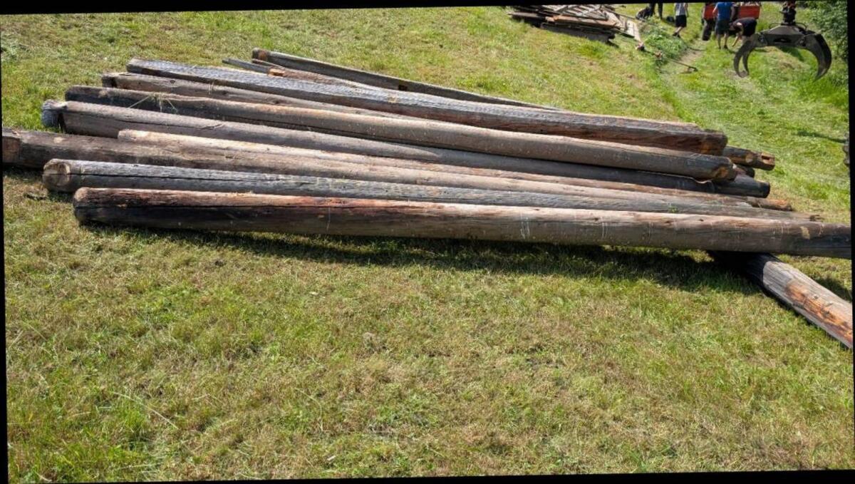 Rundholzbalken von Feldstadl 3