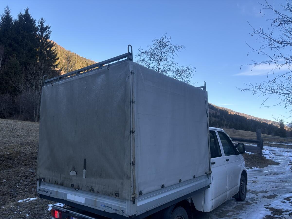 Planenaufbau VW Doka Pritsche 2