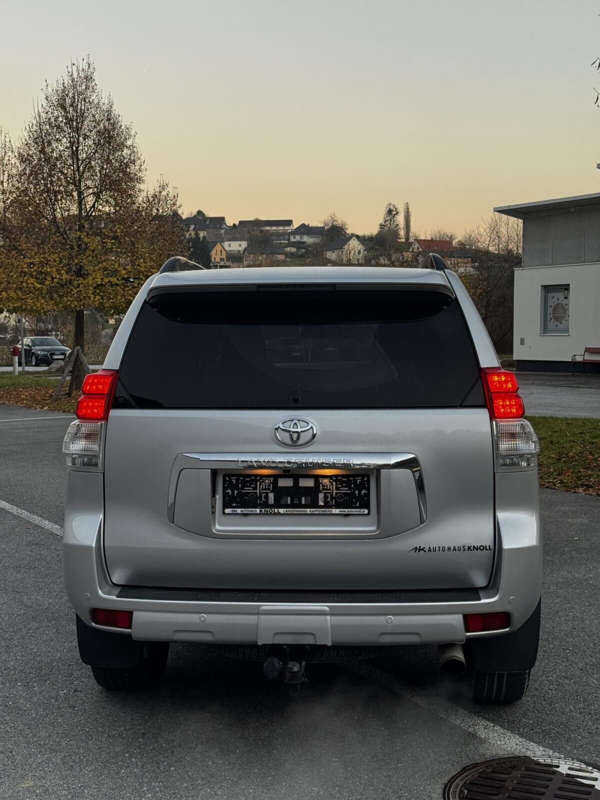 Toyota Land Cruiser Landcruiser 300 3,0 D-4D 190 DPF 3