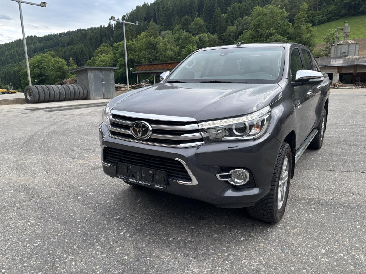 Toyota Hilux 3