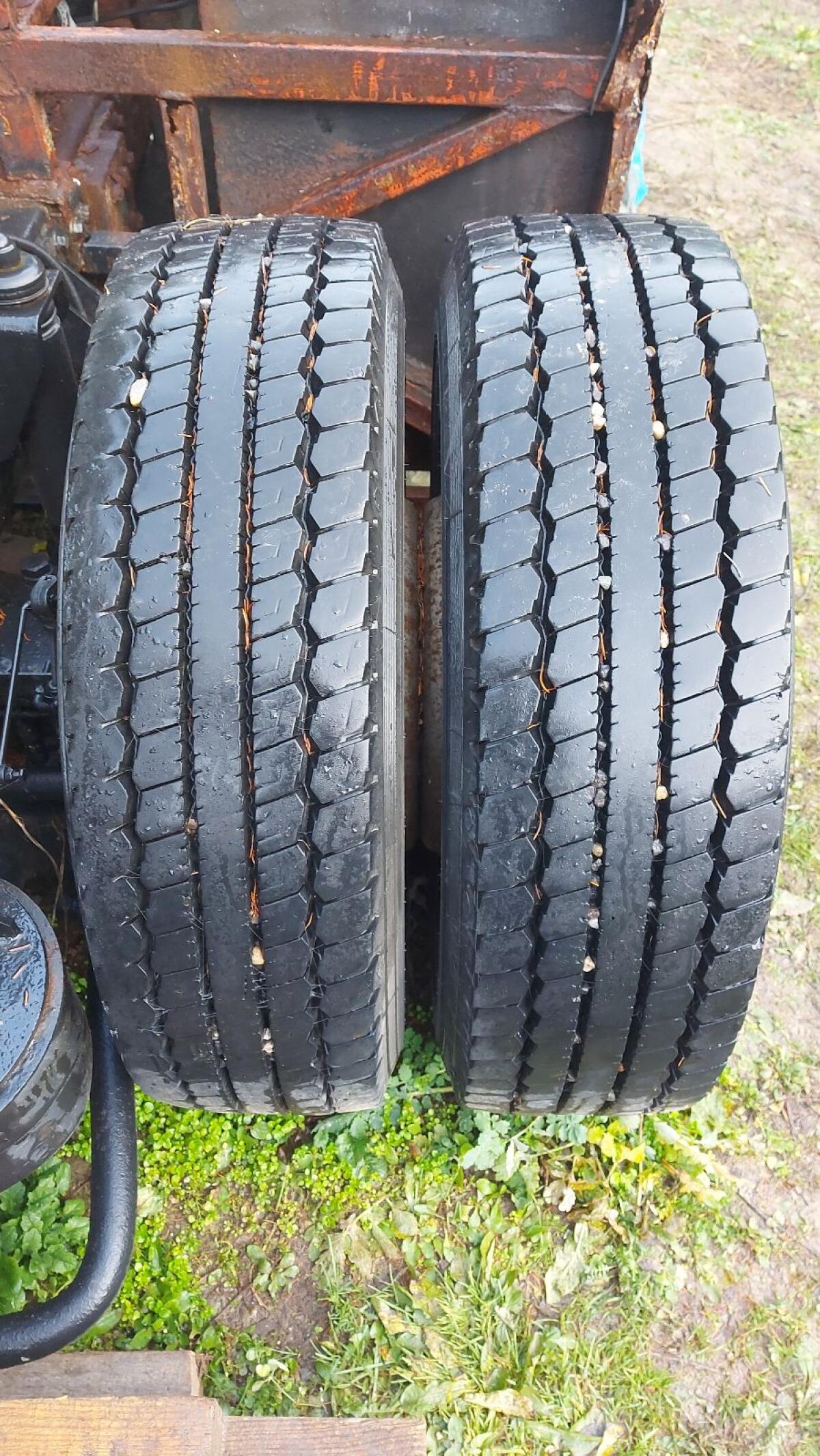 Reifen 275/70 R 22,5 für Anhänger LKW 3