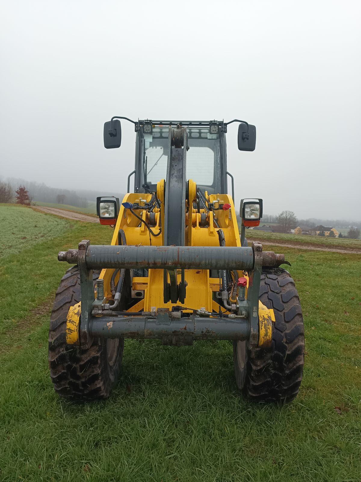 Weidemann 4080 Wacker Neuson WL44 3