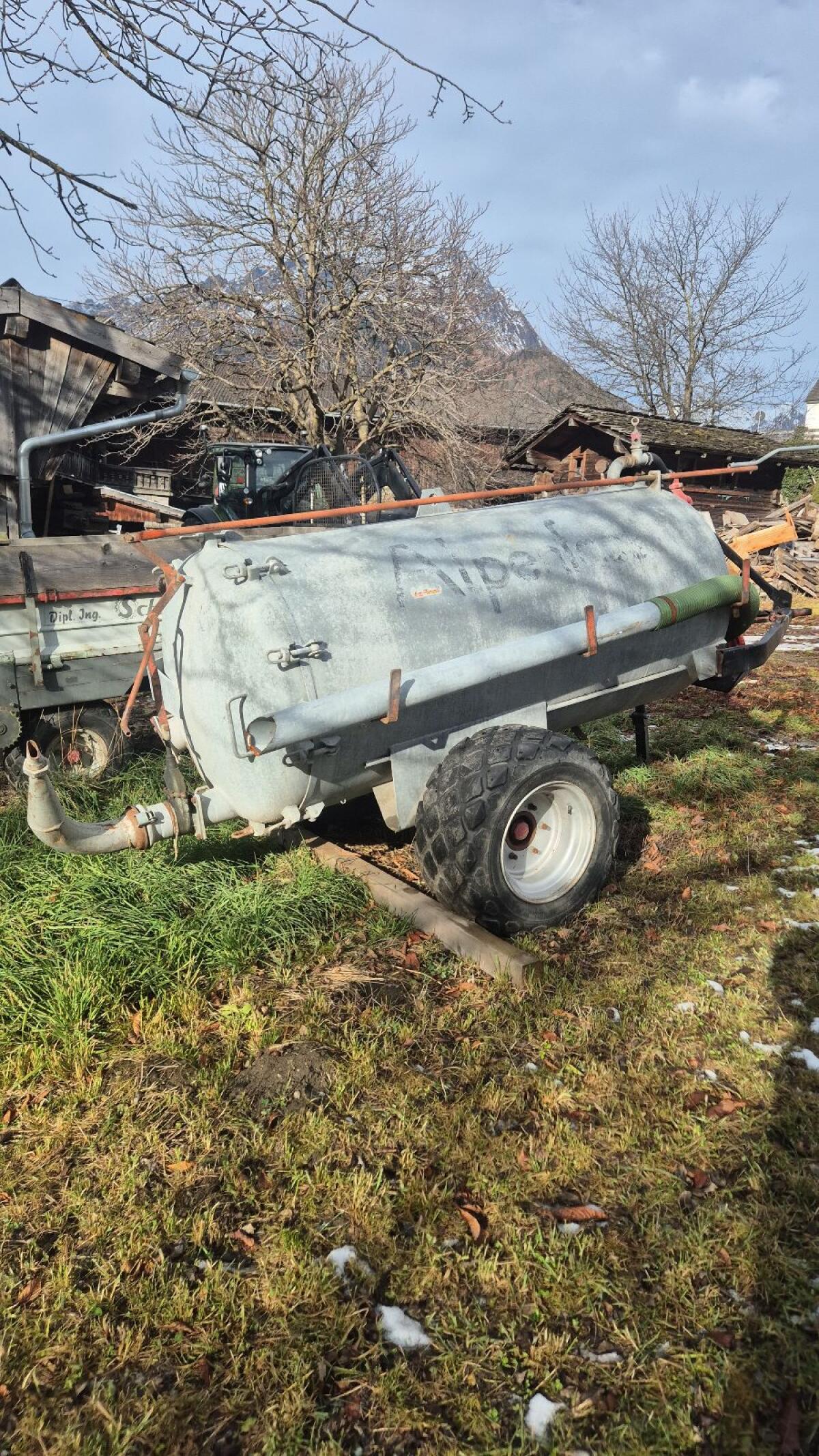 Jauchenfass 2.000l 2