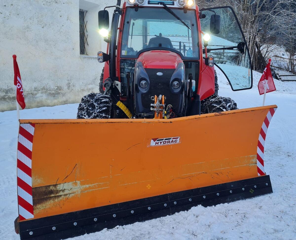 Schneepflug Hydrac UNI 250 2