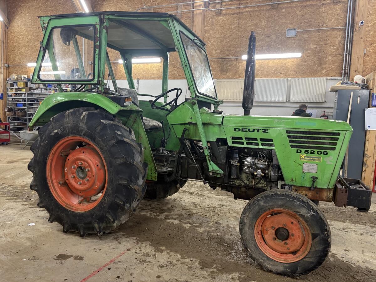 Deutz D 5206 Traktor, 51 PS, ohne Kabine, fahrbereit 3