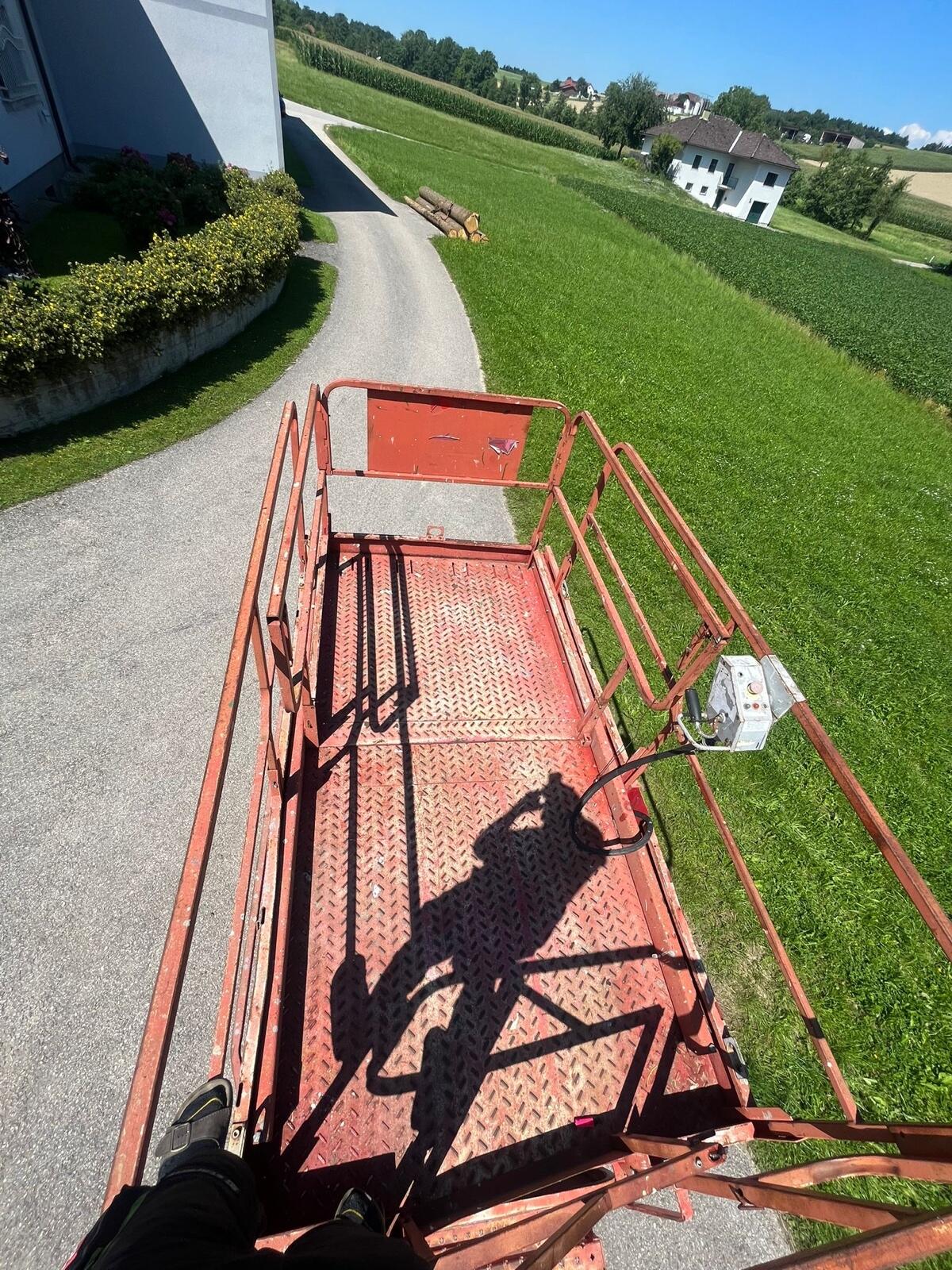 Scherenhebebühne Arbeitsbühne Hunsteiger 3