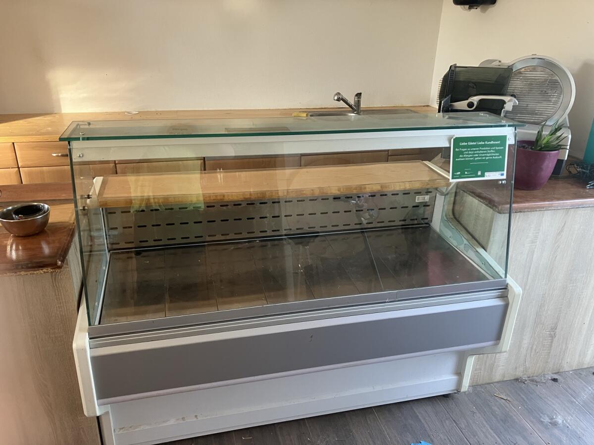 Kühlschrankvitrine 3