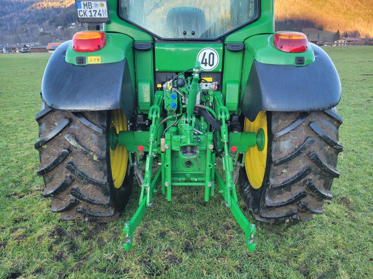 John Deere 6230 Premium Traktor 3