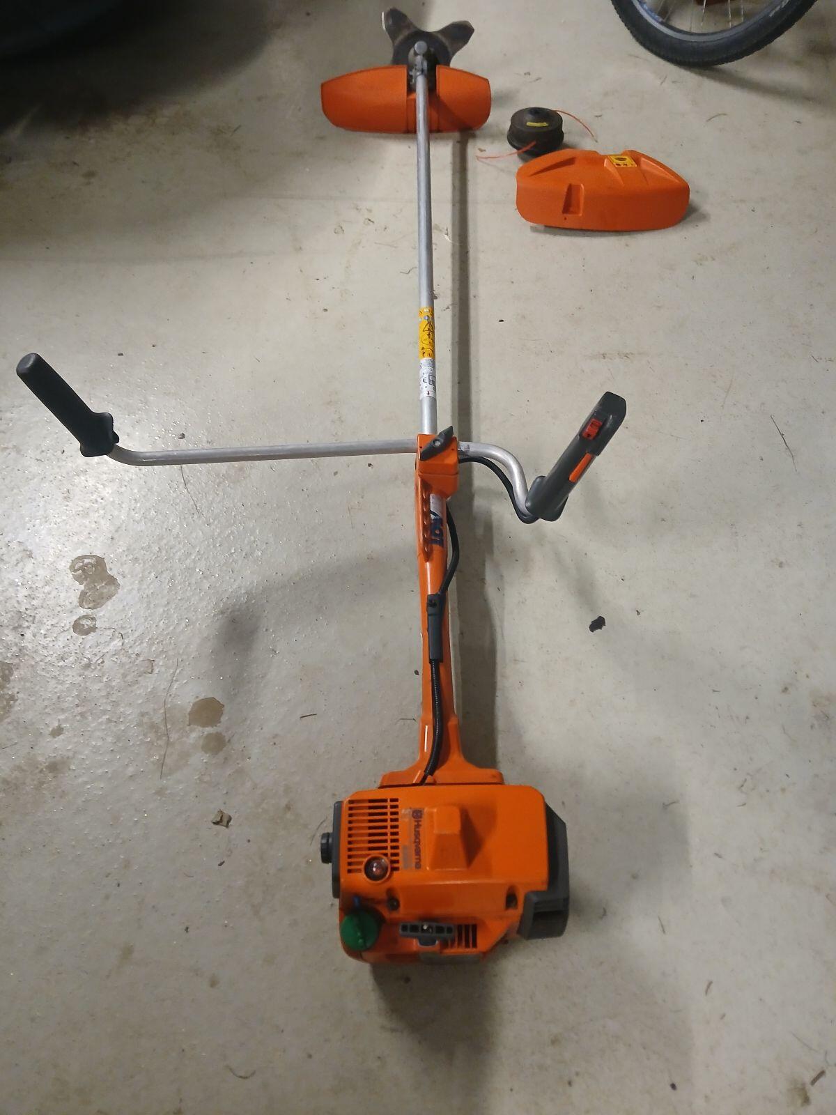 Motorsense Husqvarna 233 R 3