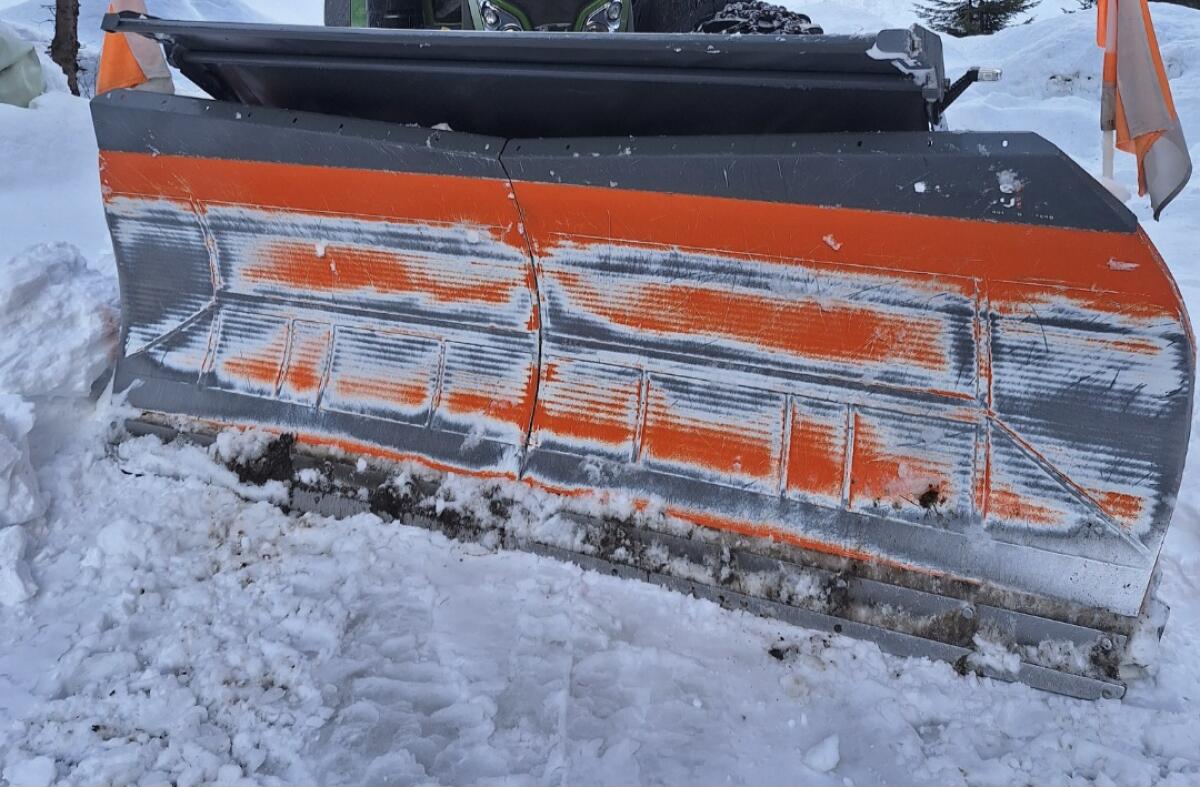 Schneepflug Reiter Luttnig 320 2