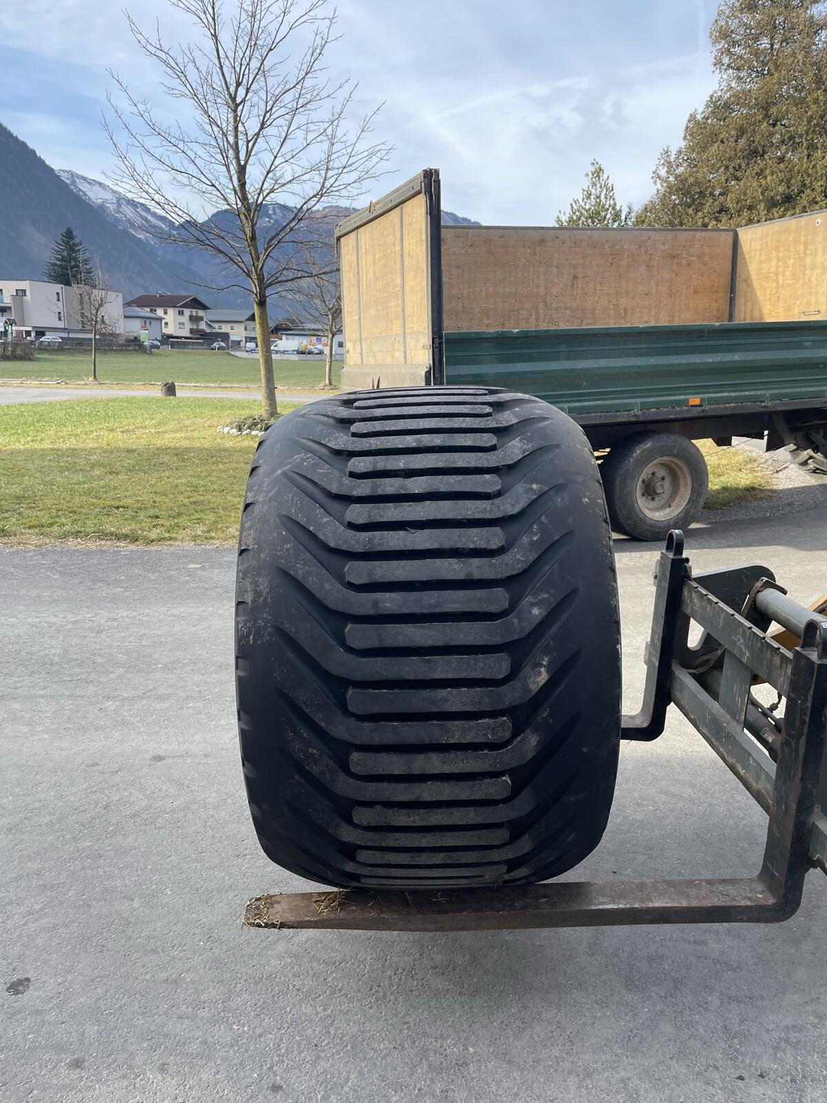 Güllefässer Reifen 1