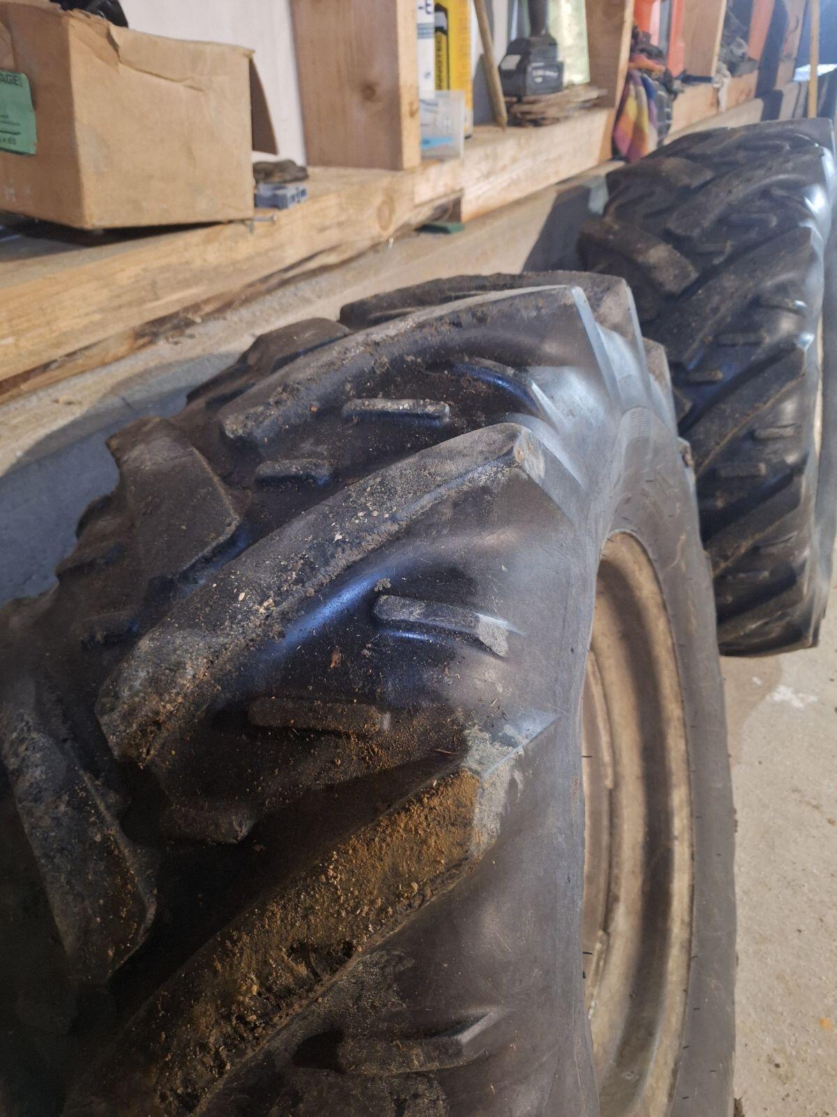 Traktorreifen vorne 2