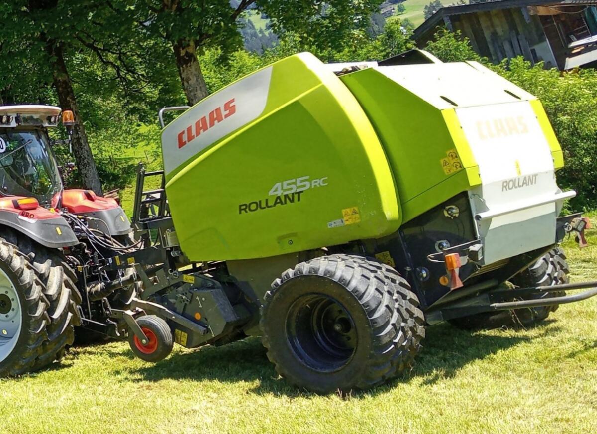 Rundballenpresse Claas Rollant 455 1