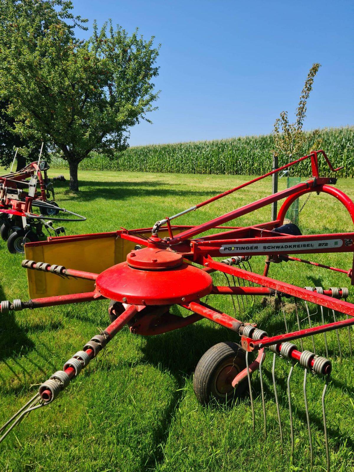 Pöttinger Schwadkreisel 272 3