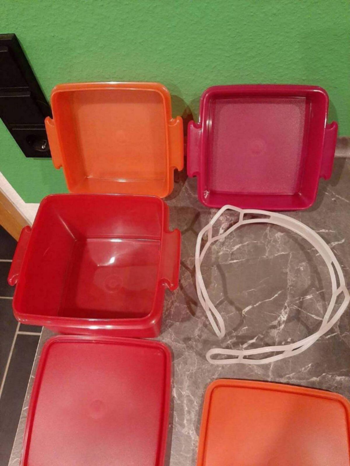 Tupperware-Set mit Haltegriff 2