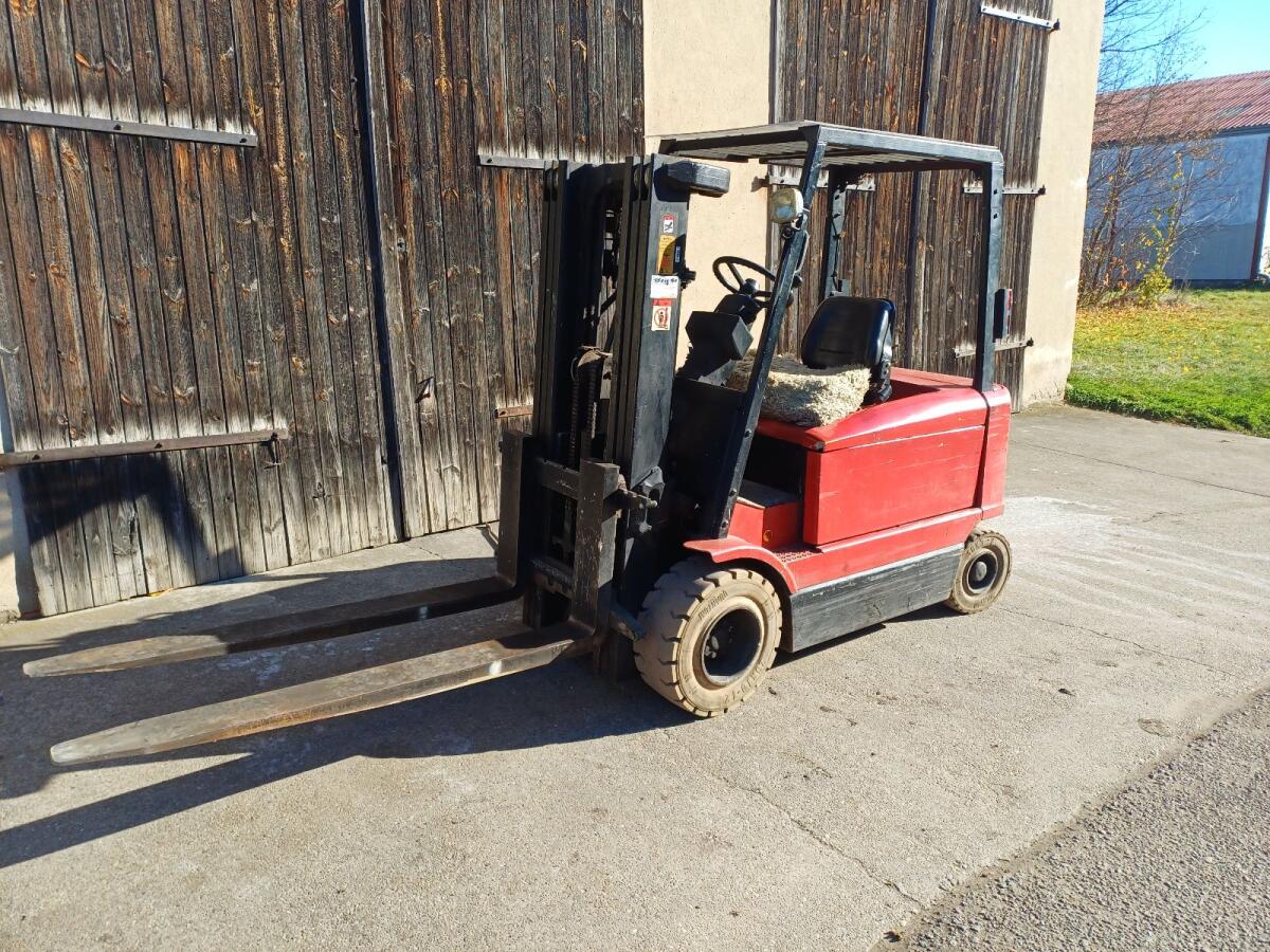 Hyster Elektro Stapler 2