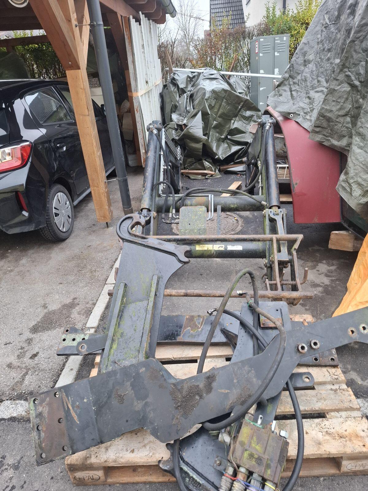 Frontlader für 9.000 Steyr MWM 1