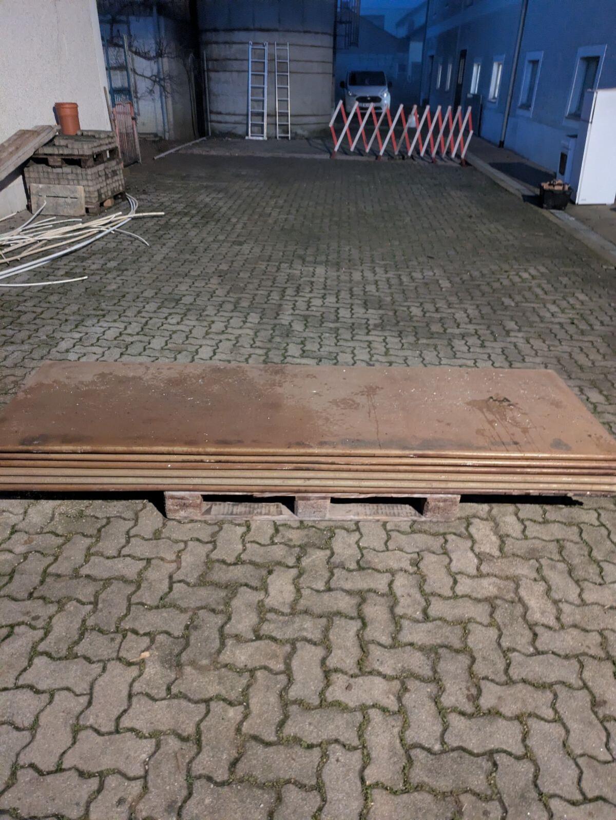 Heizplatten mit Warmwasser 2