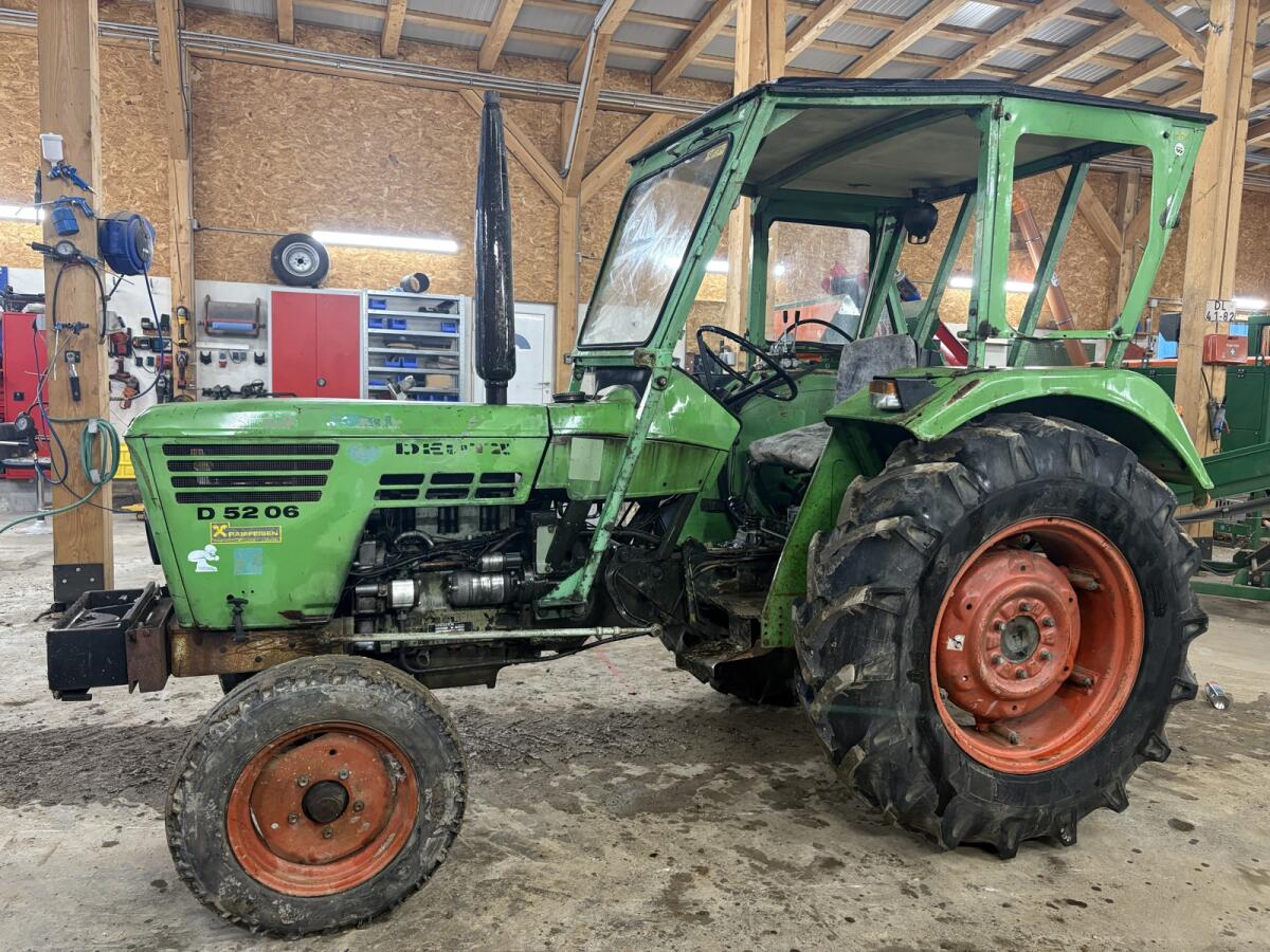 Deutz D 5206 Traktor, 51 PS, ohne Kabine, fahrbereit 2