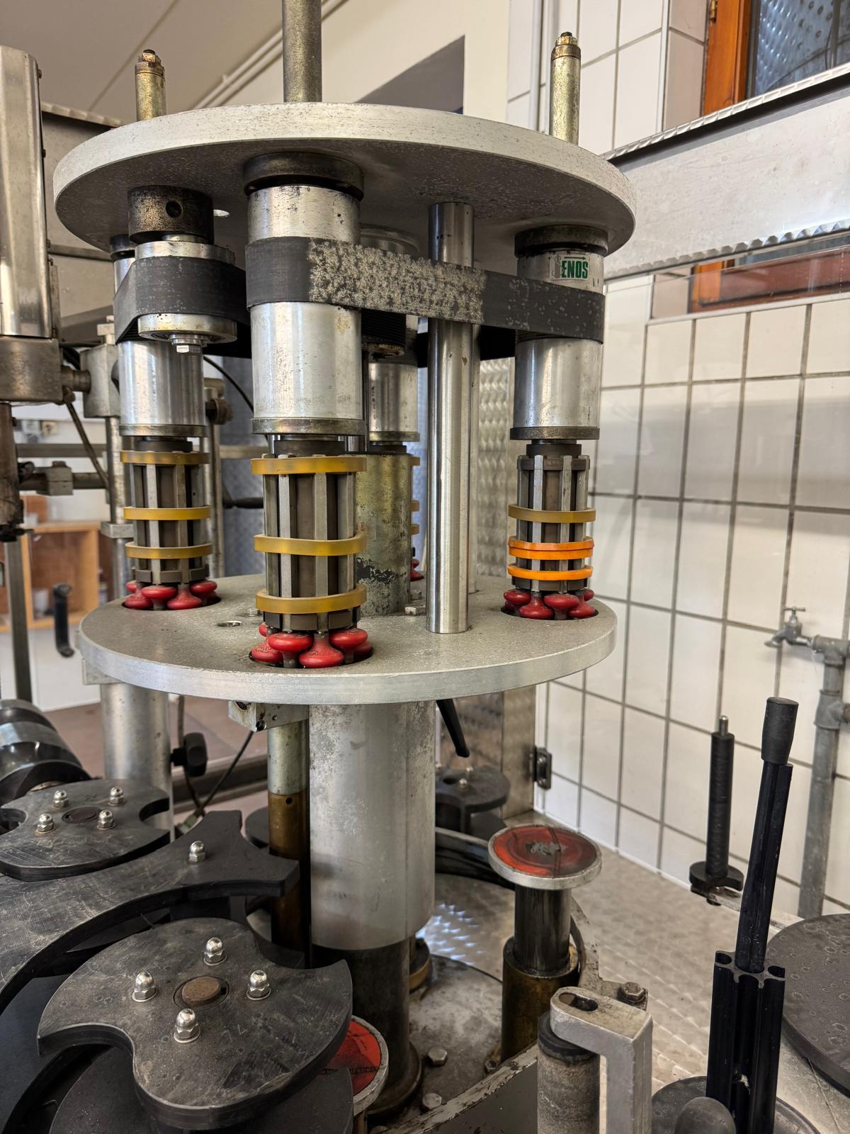 Enos Gamma Etikettiermaschine 3