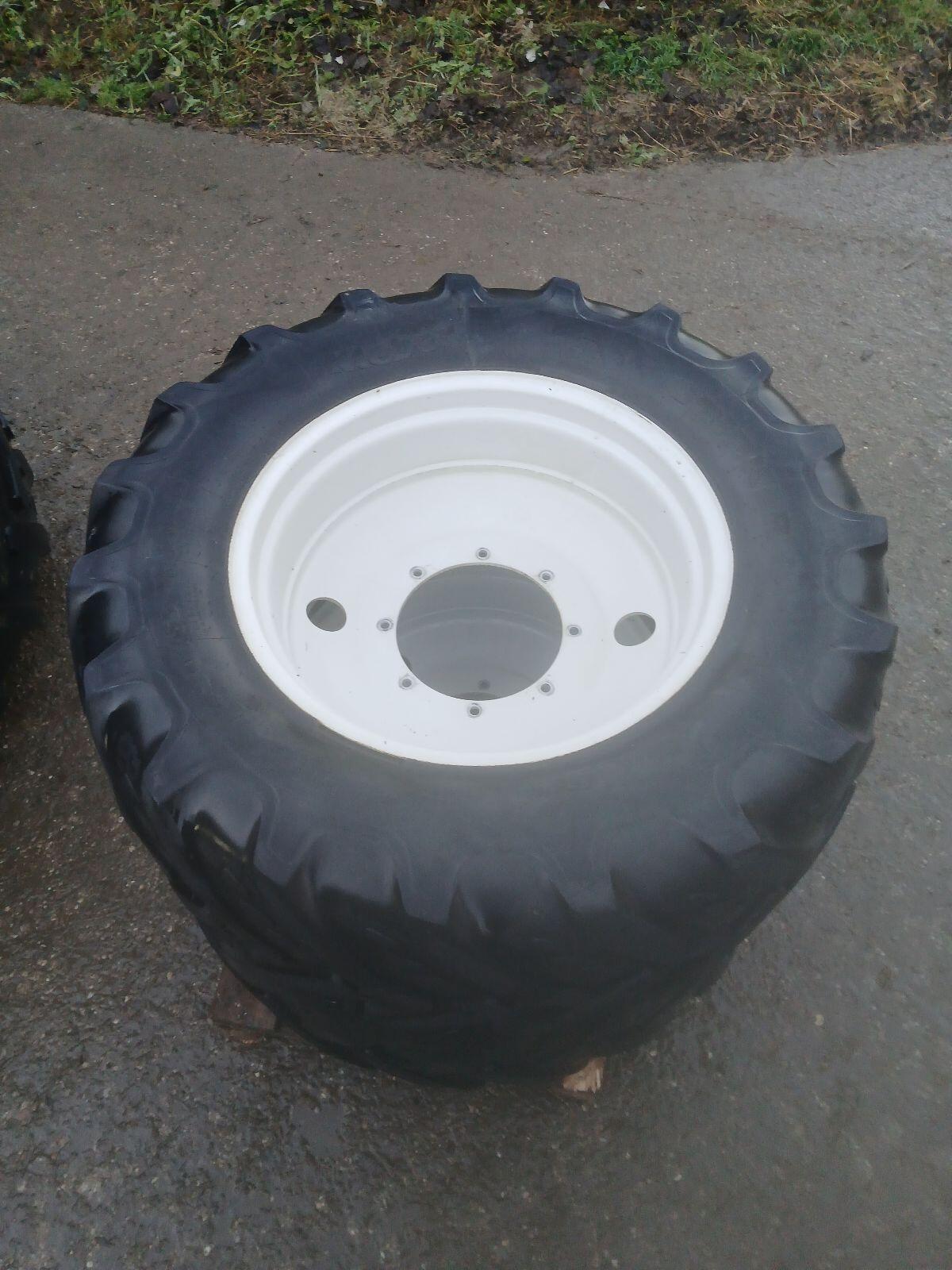 Steyr Profi CNH Reifen Felgen Kleber 480/65 R28 600/65 R38 2