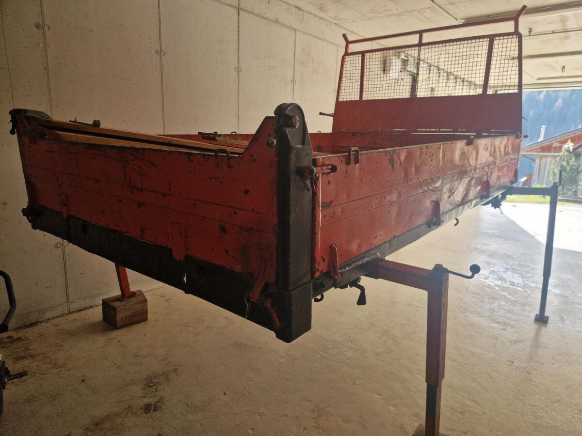 3-Seitenkipper Lindner Unitrac 2