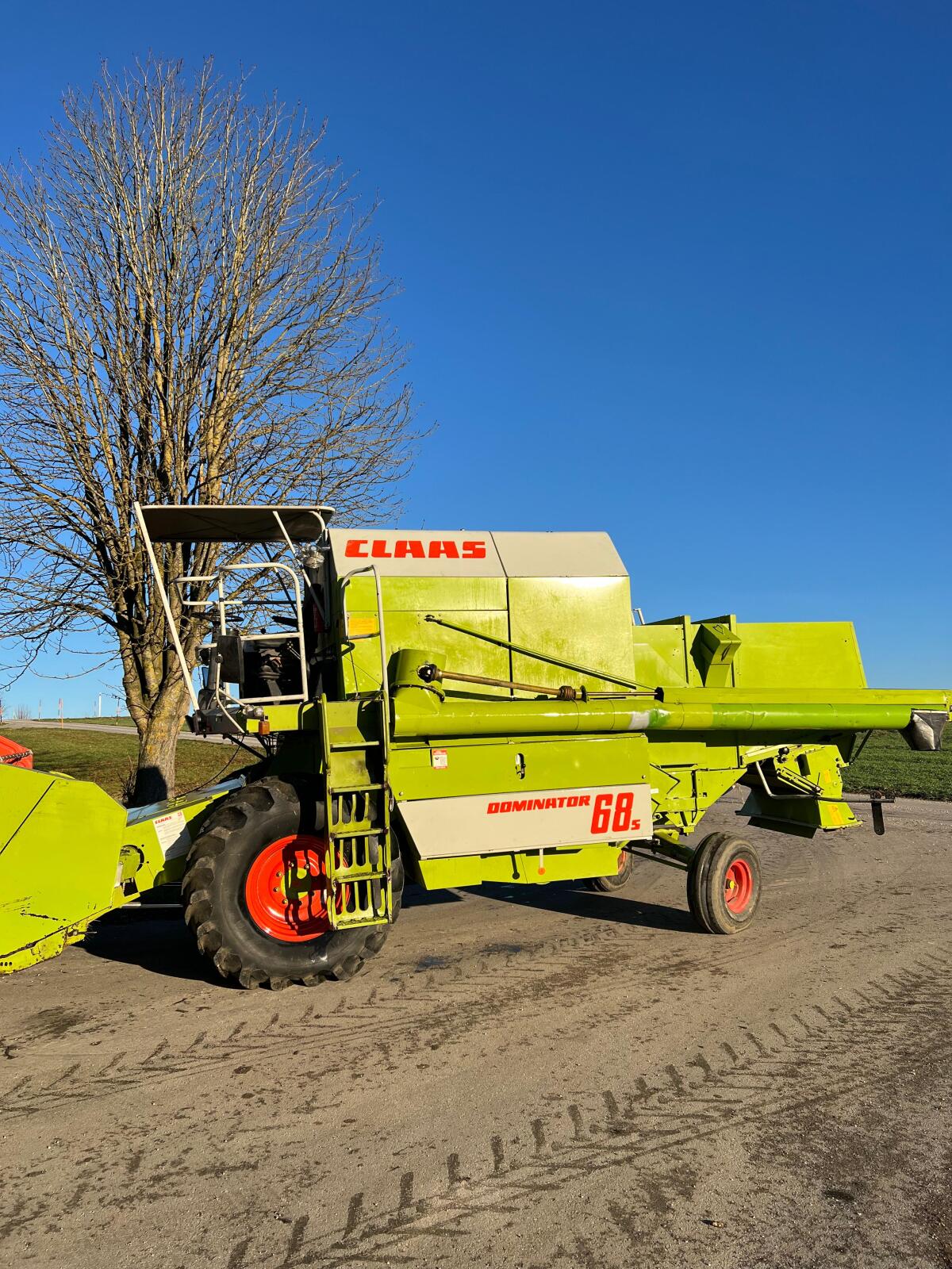 Claas Dominator 68s 2