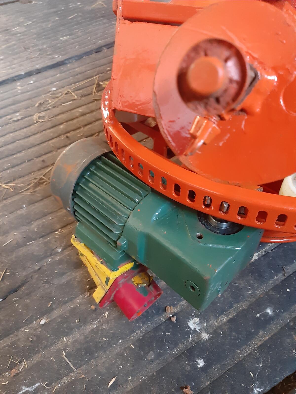 Mex II, Auer Gebläse, Siloverteiler, Standhexler 2