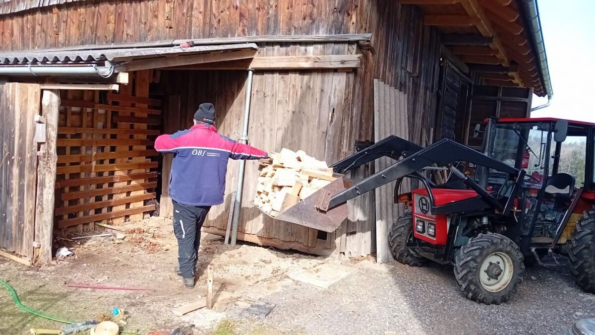 Frontlader Lindner 1